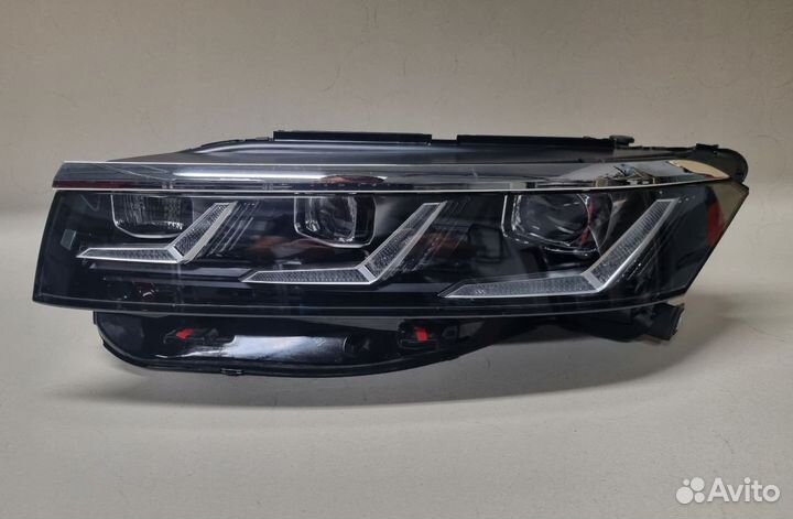 Фара левая передняя VW touareg III