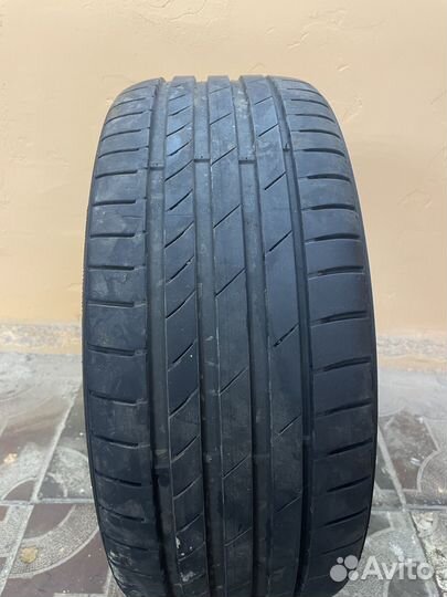 Kumho Ecsta PS71 225/35 R19 88Y