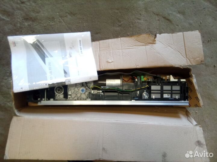 Автоматические открытие дверей