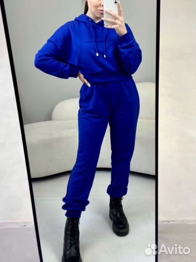 Спортивный костюм