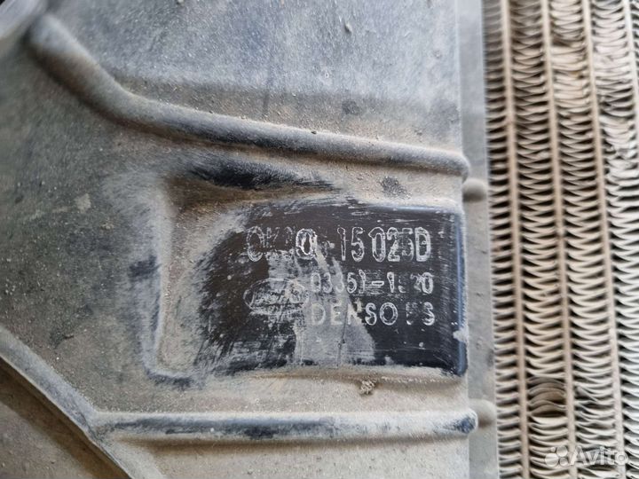 Радиатор охлаждения с вентилятором Kia Rio 1