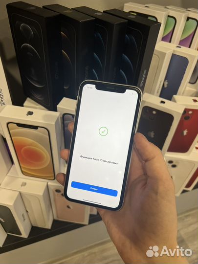 iPhone Xr, 64 ГБ
