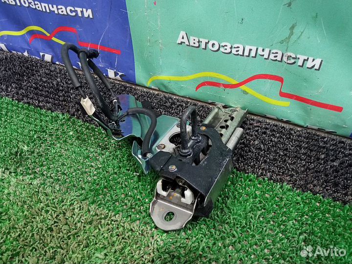 Замок спинки сиденья правый Toyota Land Cruiser Prado