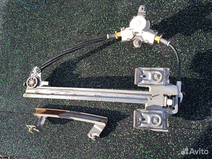 Задние стеклоподъемники Seat Cordoba (VW Polo)