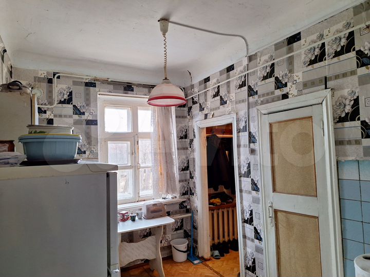 2-к. квартира, 42 м², 1/1 эт.