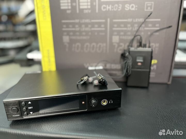 Беспроводная система ушного мониторинга Axelvox