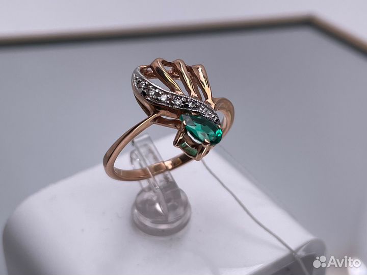 Золотое кольцо 2.98 гр., р.17.5