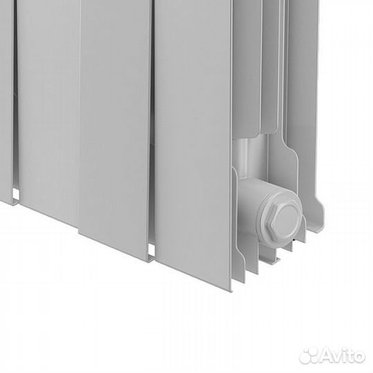 Биметаллический секционный радиатор отопления Roya