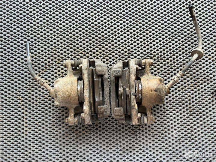 Суппорт тормозной передний Skoda Felicia