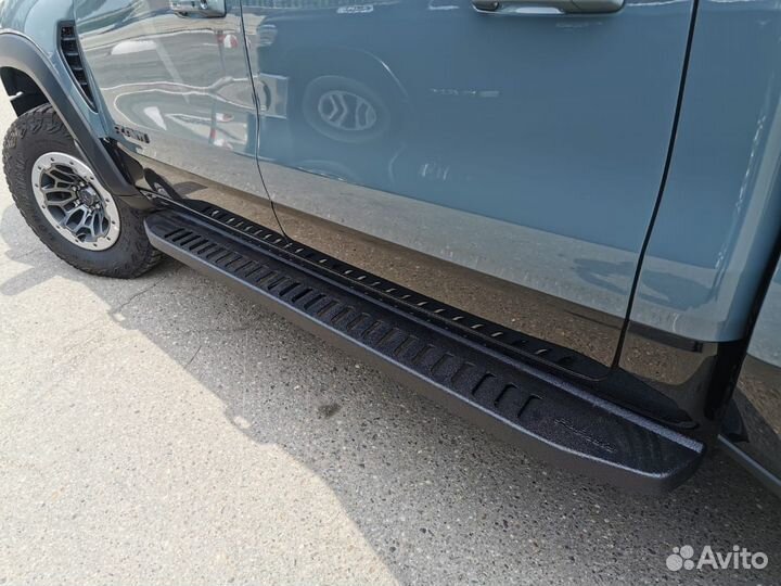 Пороги RAM TRX под оригинал. Алюминиевые