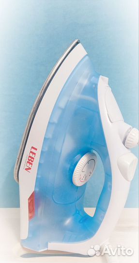 Утюг Leben