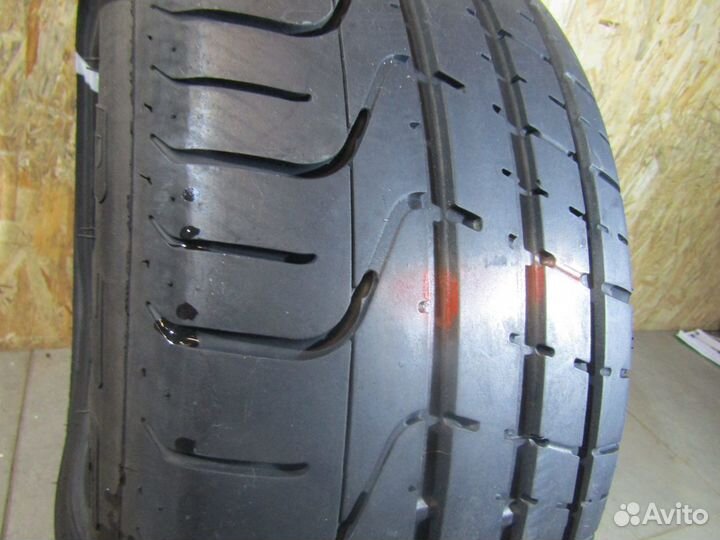 Pirelli P Zero PZ4 255/40 R19