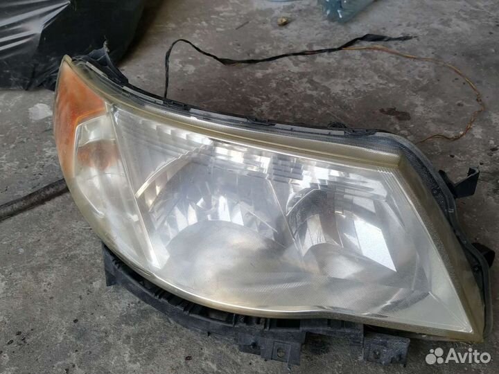 Фара правая subaru forester s12 SH