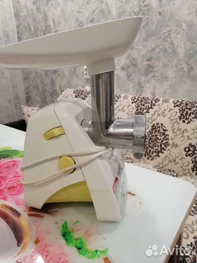 Мясорубка электрическая бу