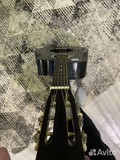 Гитара акустика