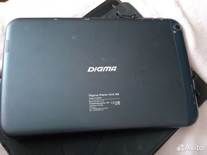 Планшет Digma Plane 10.5 3g