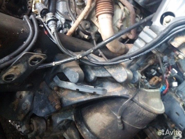 Кронштейн кабины Mercedes actors MP 3