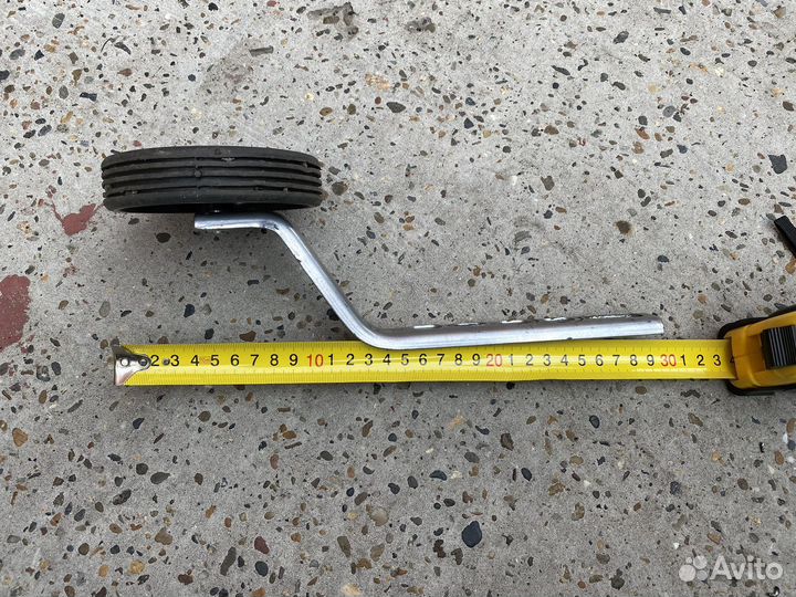 Вспомогательные колеса