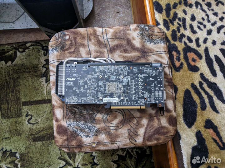 Видеокарта Asus HD 7870 2 gb