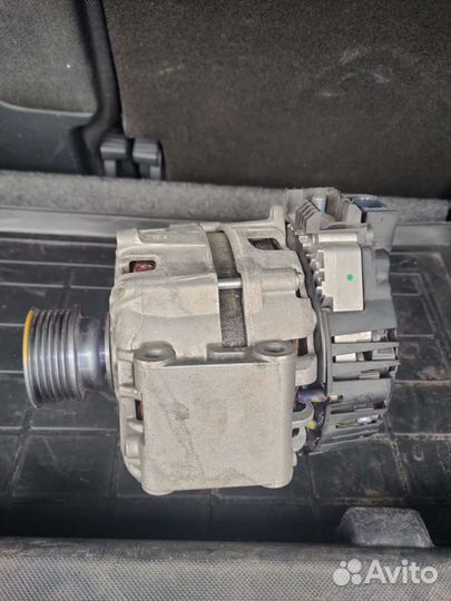 Генератор 06l903018h