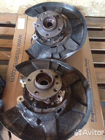 Бмв 750 f02 кулак поворотный