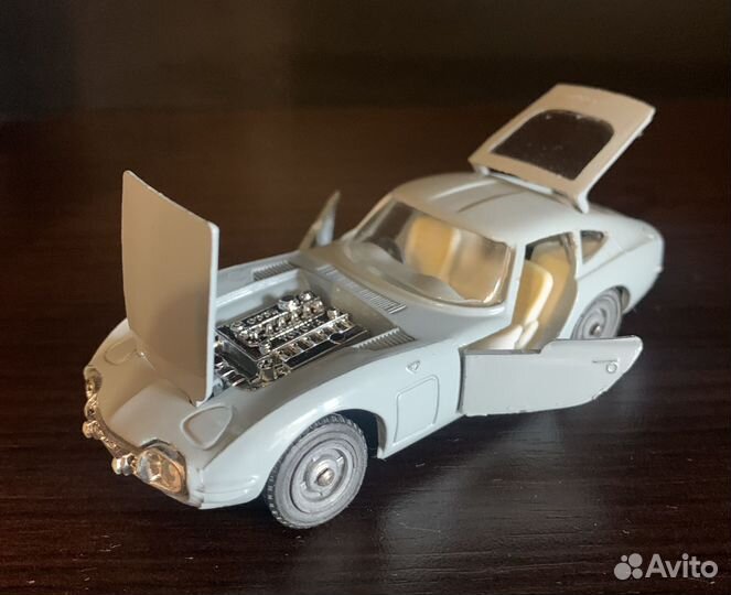 Модель автомобиля Toyota 2000 GT 1 43 римейк СССР