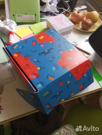 Коробка амонг ас