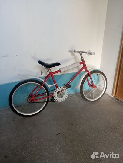 Велосипед подростковый, колеса 20