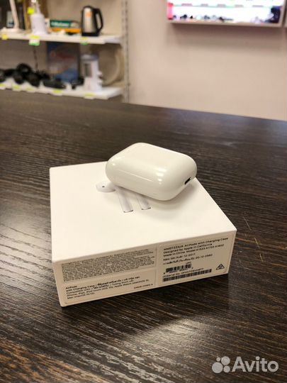 Беспроводные наушники Apple AirPods 2