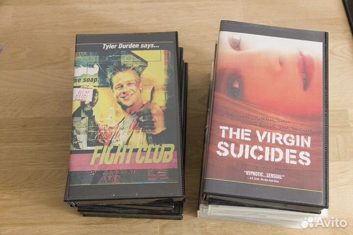 Коллекция видеокассет