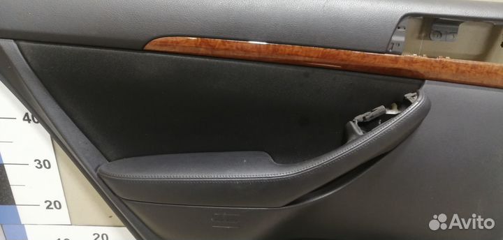 Обшивка двери задней левой Avensis II 2003-2008