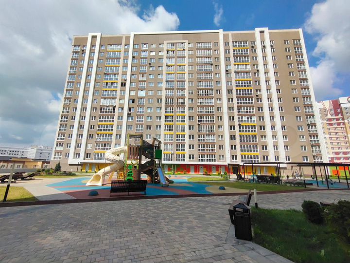 2-к. квартира, 58,3 м², 14/16 эт.