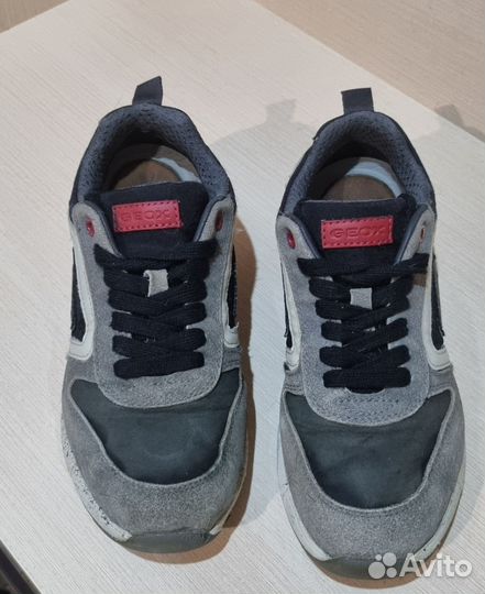 Кроссовки Geox р. 35