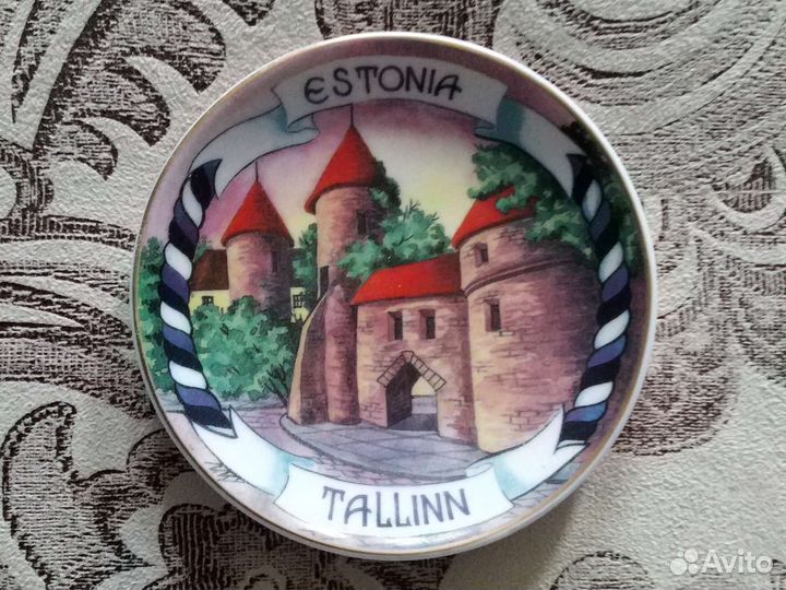 Тарелочки коллекционные сувенирные