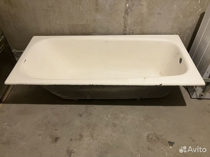 Советская чугунная ванна 150х70 см
