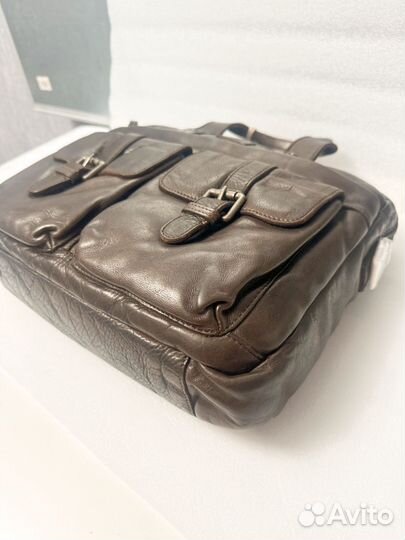 Сумка очень качественая из кожи через плече