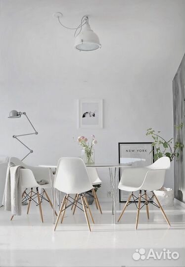 Стол кухонный 80 белый Eames