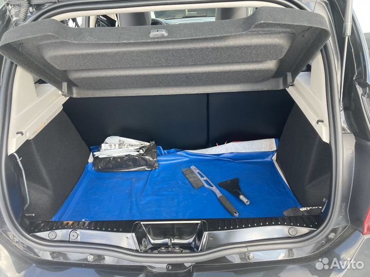 Renault Sandero Stepway 1.6 МТ, 2017, 9 800 км