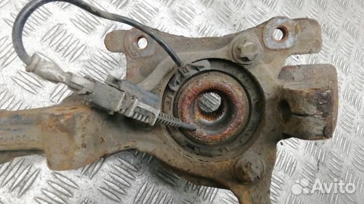 Ступица передняя левая opel astra H (PEA04K901)