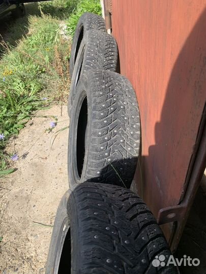 Nokian Tyres Hakkapeliitta 8 185/60 R15 88
