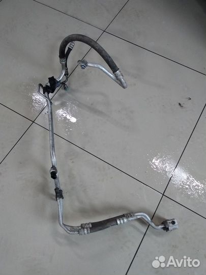 Kia Rio 3 трубка кондиционера