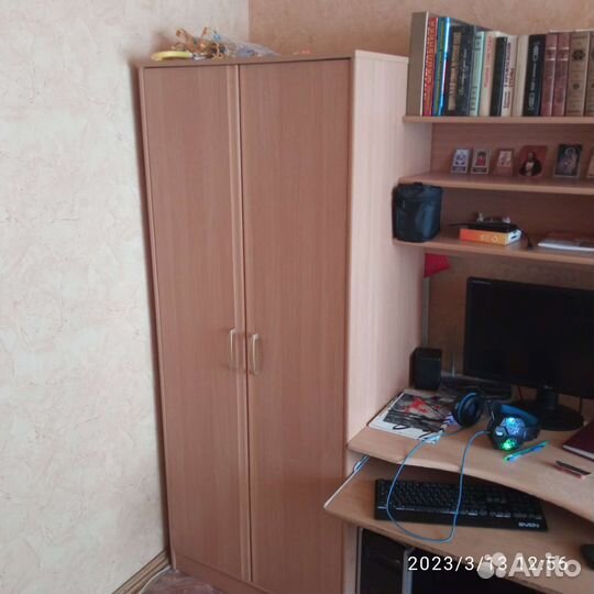 Компьютерный стол