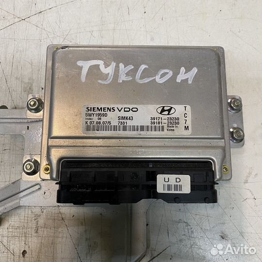 Блок управления двигателем Hyundai Tucson