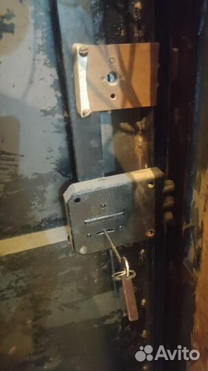 Вскрытие и замена дверных замков