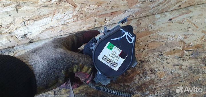 Ремень безопасности с пиропатроном Opel Astra J 2