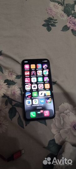 iPhone Xs, 64 ГБ