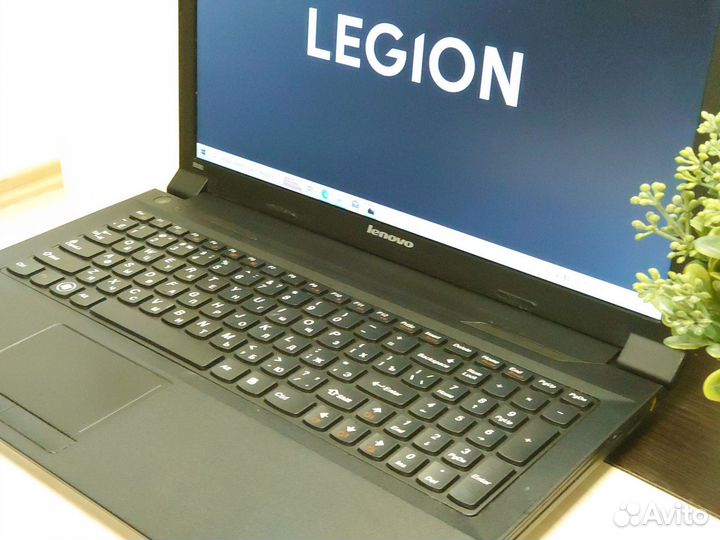 Шустрый ноутбук Lenovo intel 2,40GHz 4/750Gb