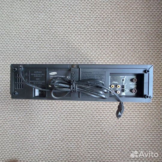 Кассетный видеоплеер с записью Samsung SVR-17C