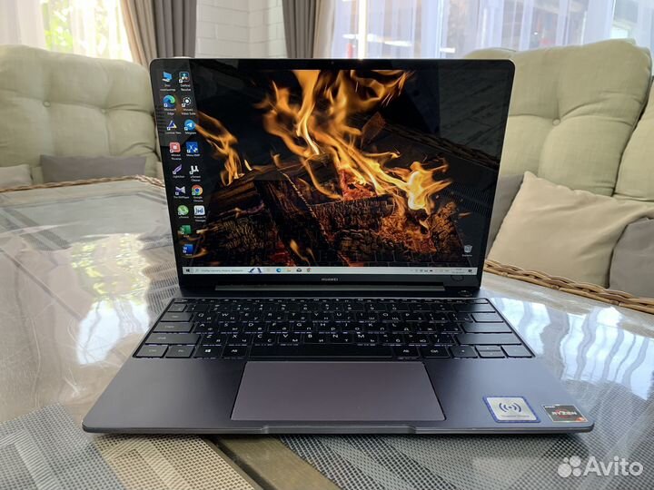 2K экран Huawei matebook 13