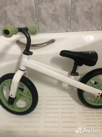 Два транспортных средства